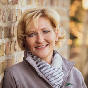 Bild von Dipl.-Kff., Pferdewirtschaftsmeisterin Beate Hecker